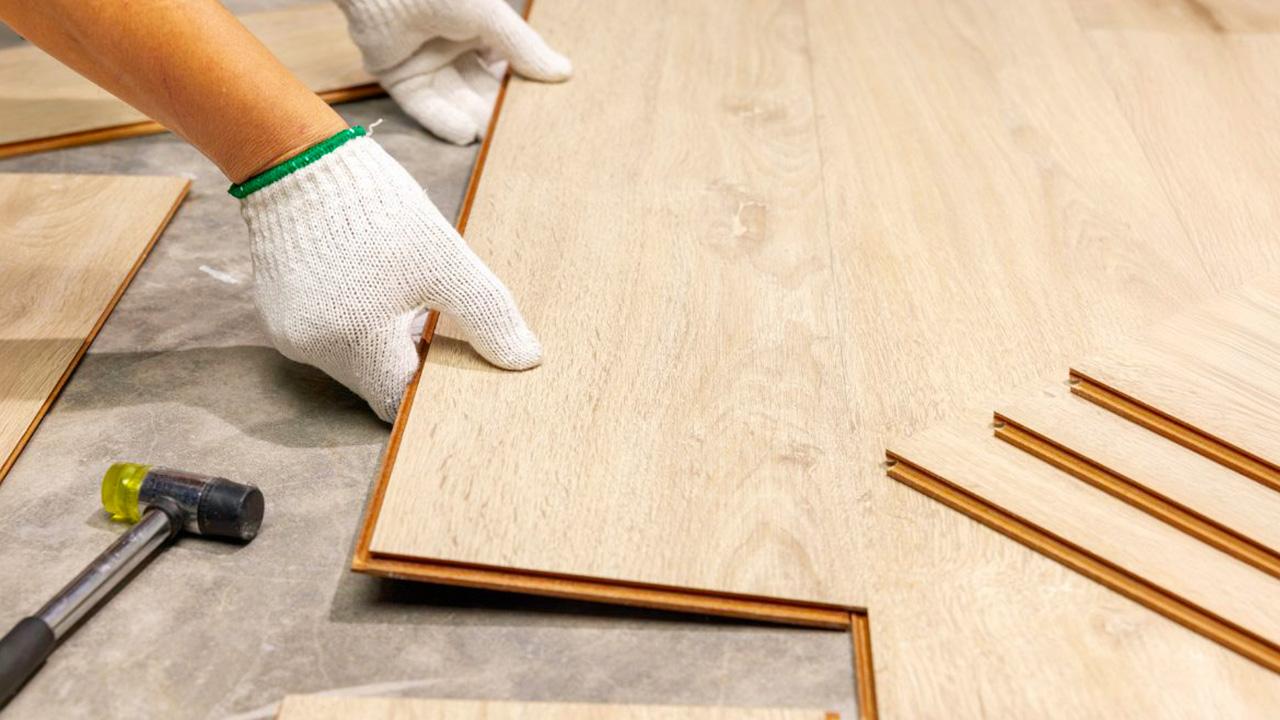 Giá lắp đặt sàn gỗ công nghiệp
